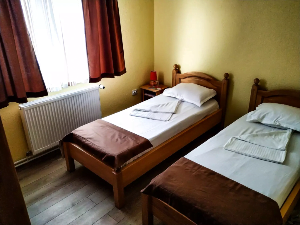 venesis-house-sighisoara-room-no-3-twin-room-2-single-beds
